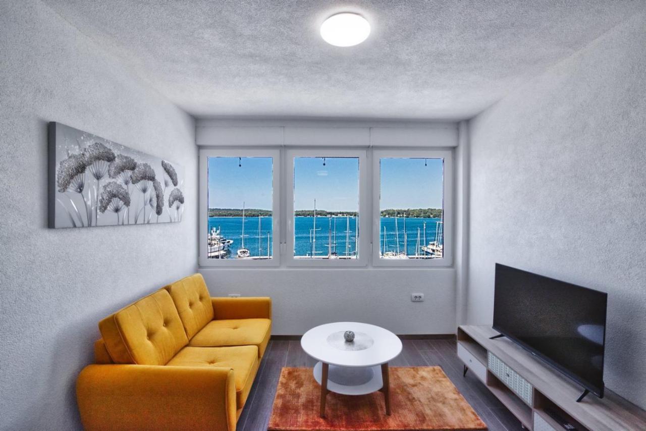 Apartment Marina With Sea View Pula Exteriér fotografie